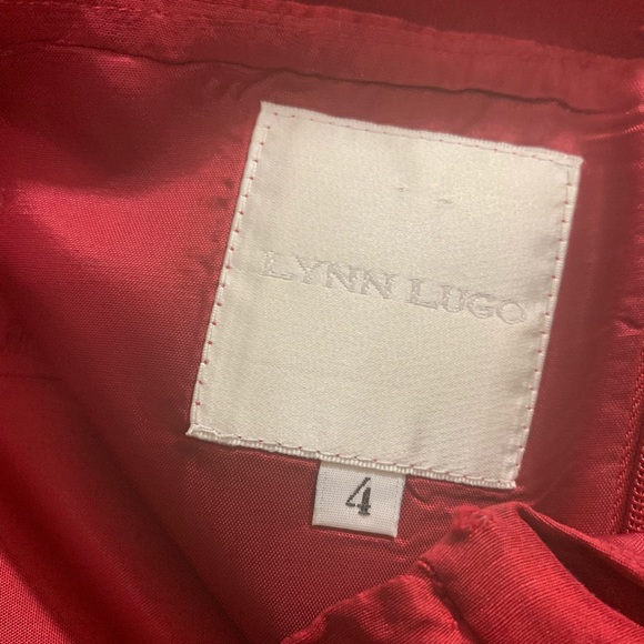 Red Chiffon Strapless dress - Picture 4 of 4